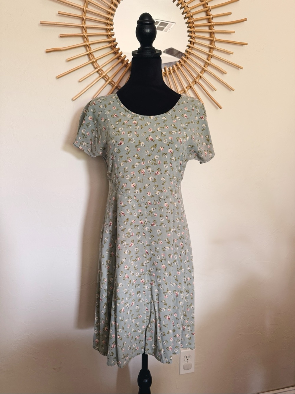 Vintage Sage Green Floral Midi Dress